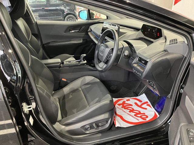 TOYOTA PRIUS 4WD 2024