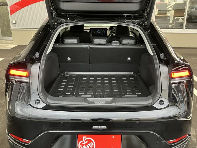 TOYOTA PRIUS 4WD 2024