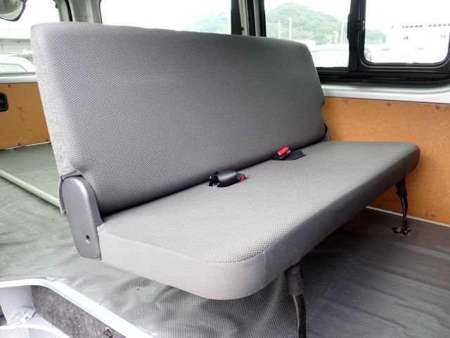 TOYOTA HIACE van 2WD 2019