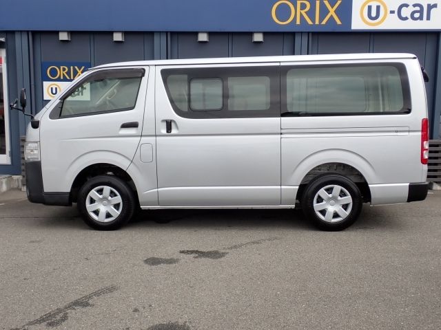 TOYOTA HIACE van 2WD 2019