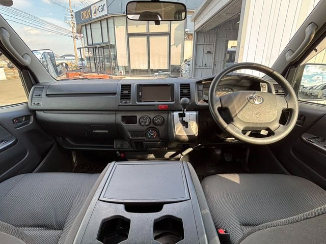TOYOTA HIACE van 1.25t 2WD 2020