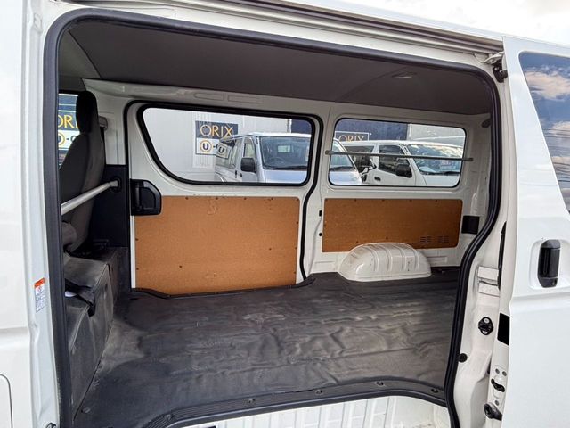 TOYOTA HIACE van 1.25t 2WD 2020