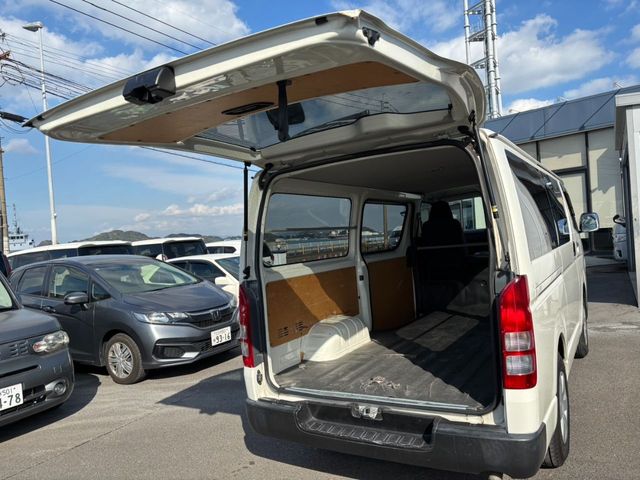 TOYOTA HIACE van 1.25t 2WD 2020