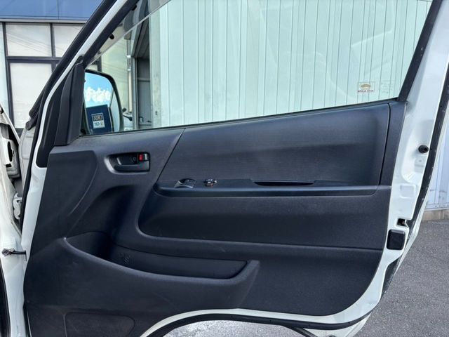 TOYOTA HIACE van 1.25t 2WD 2020