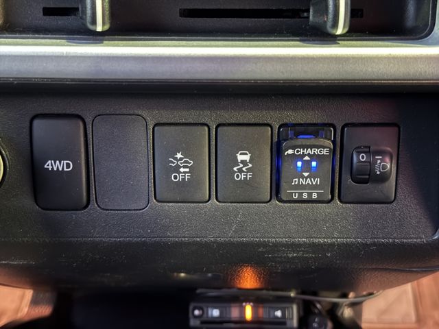 DAIHATSU HIJET truck 4WD 2019