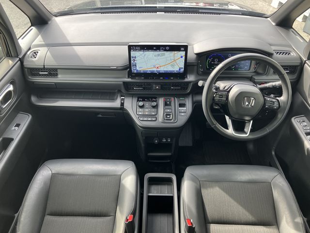 HONDA STEPWAGON e:HEV SPADA 2023