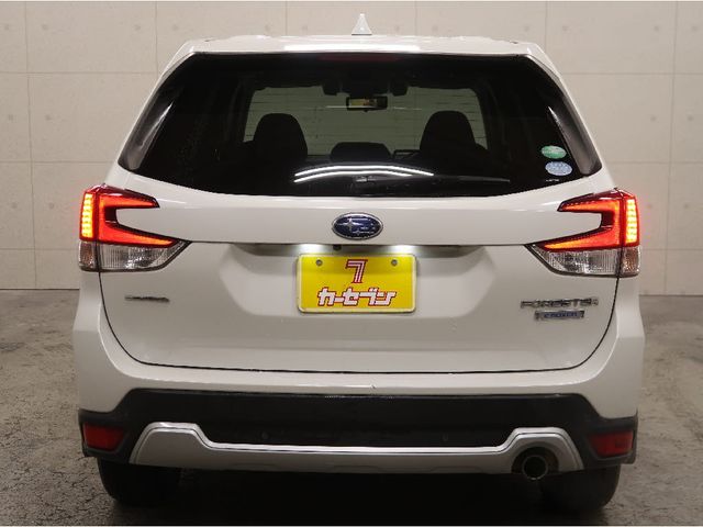 SUBARU FORESTER 2018