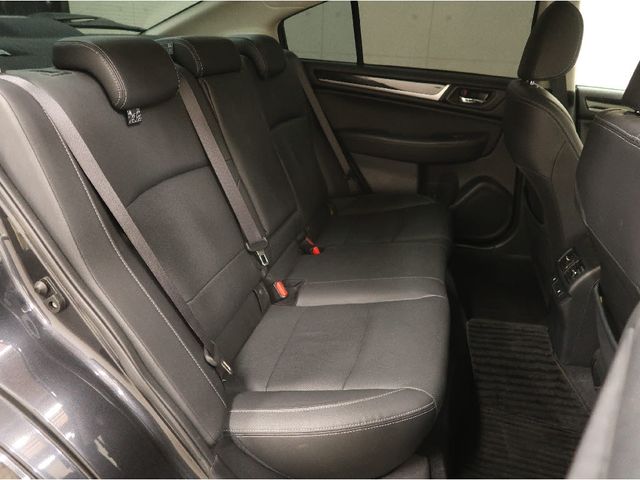 SUBARU LEGACY B4 2017