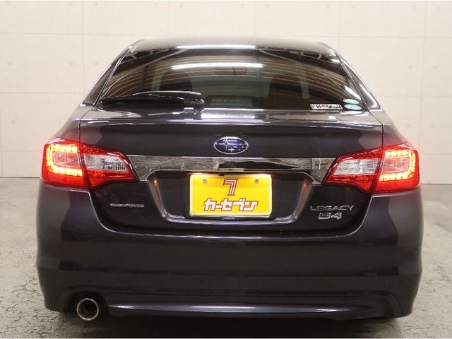 SUBARU LEGACY B4 2017