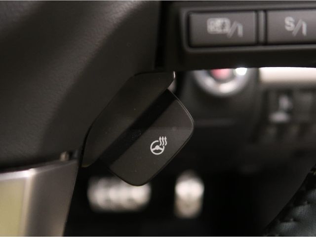 SUBARU LEGACY B4 2017