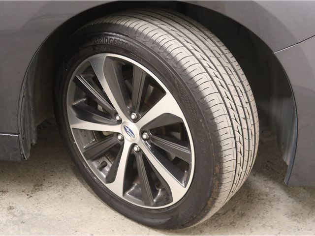 SUBARU LEGACY B4 2017