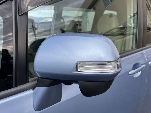 TOYOTA NOAH 4WD 2008