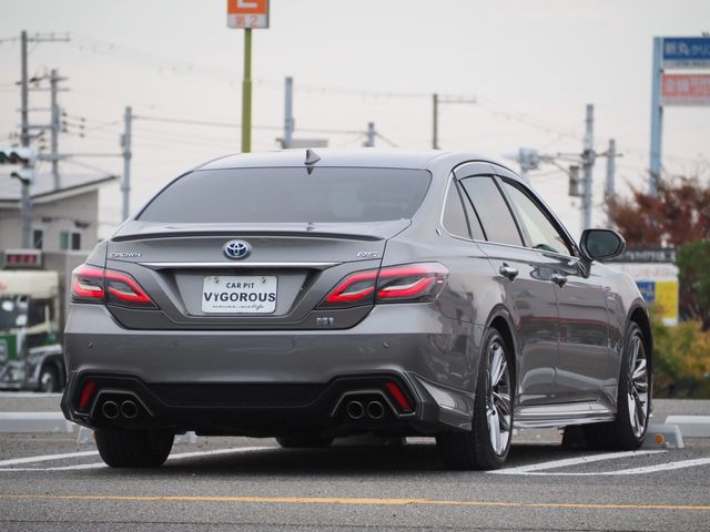 TOYOTA CROWN sedan hybrid 2021