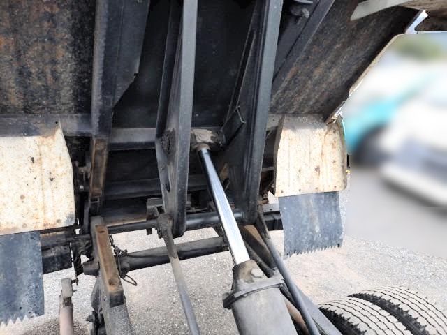 MITSUBISHI CANTER 2000