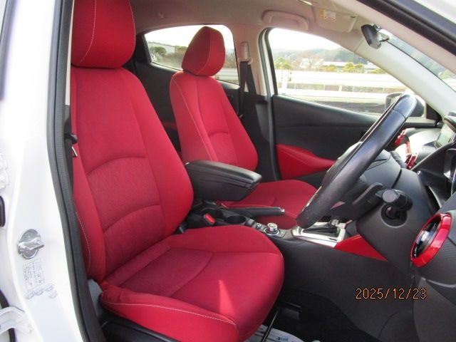 MAZDA DEMIO 4WD 2015