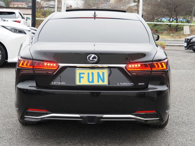 TOYOTA LEXUS LS500h 4WD 2021