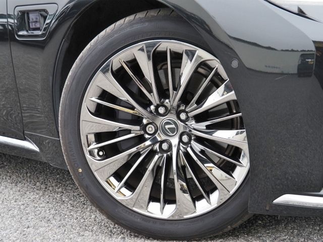 TOYOTA LEXUS LS500h 4WD 2021