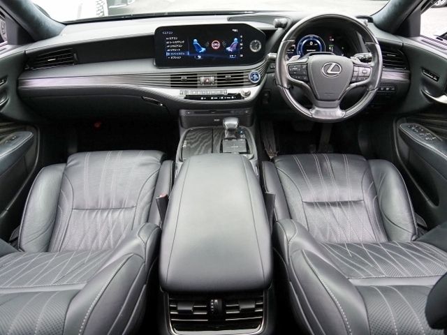 TOYOTA LEXUS LS500h 4WD 2021