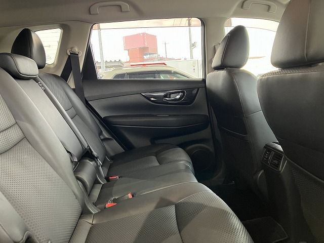 NISSAN X-TRAIL 4WD 2018