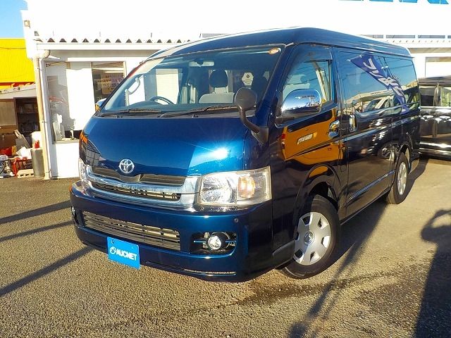 TOYOTA HIACE wagon 2010
