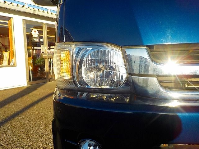 TOYOTA HIACE wagon 2010