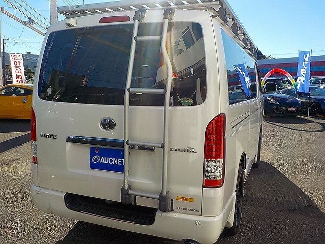 TOYOTA HIACE van 4WD 2015