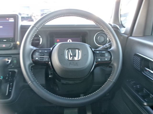 HONDA N BOX CUSTOM 2024