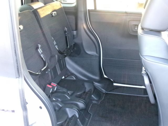 HONDA N BOX CUSTOM 2024