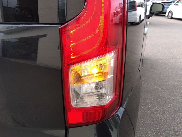 DAIHATSU MOVE 4WD 2021