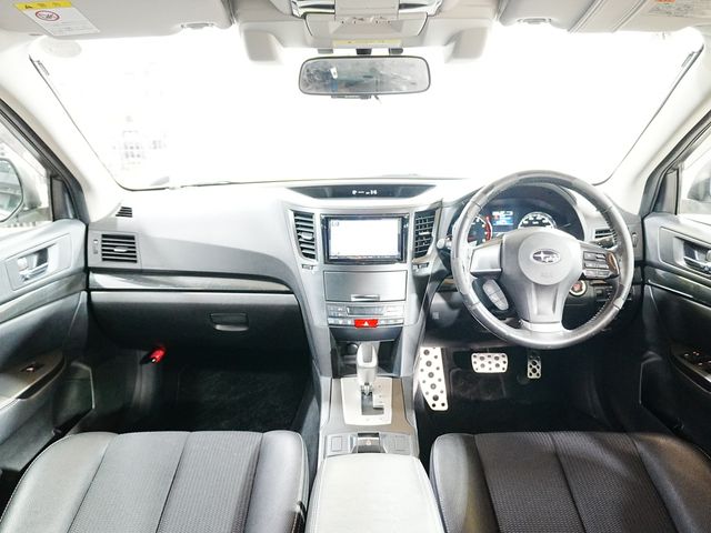 SUBARU LEGACY B4 2013