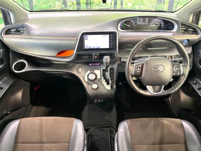 TOYOTA SIENTA HYBRID 2020