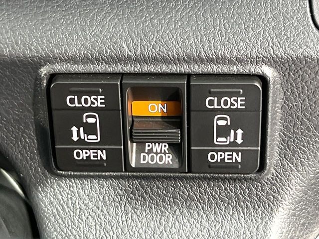 TOYOTA SIENTA HYBRID 2020