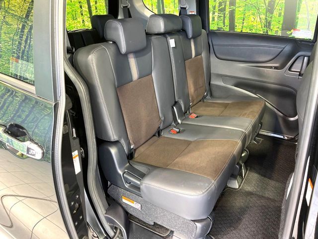 TOYOTA SIENTA HYBRID 2020