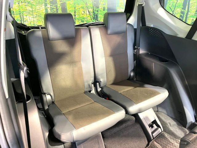 TOYOTA SIENTA HYBRID 2020