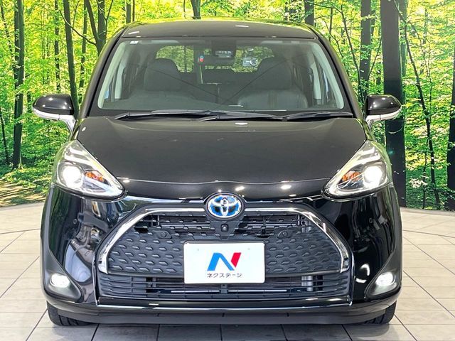 TOYOTA SIENTA HYBRID 2020