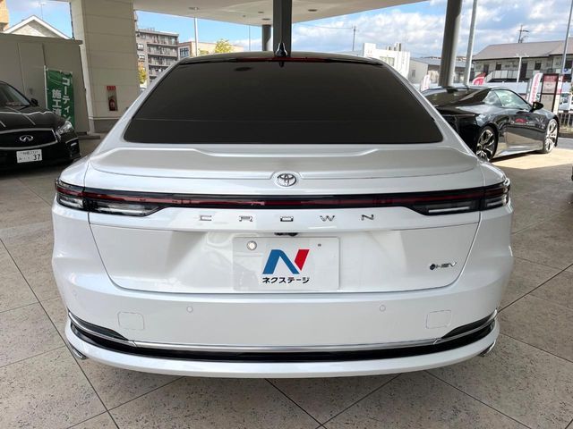 TOYOTA CROWN sedan hybrid 2024