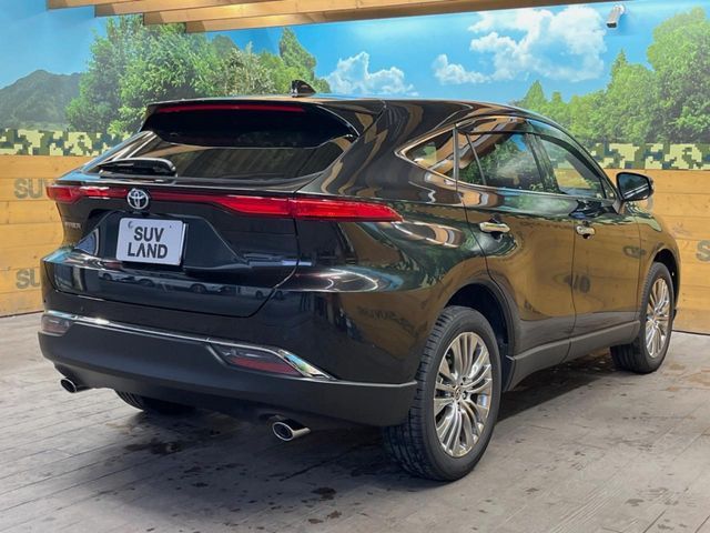 TOYOTA HARRIER 2WD 2024