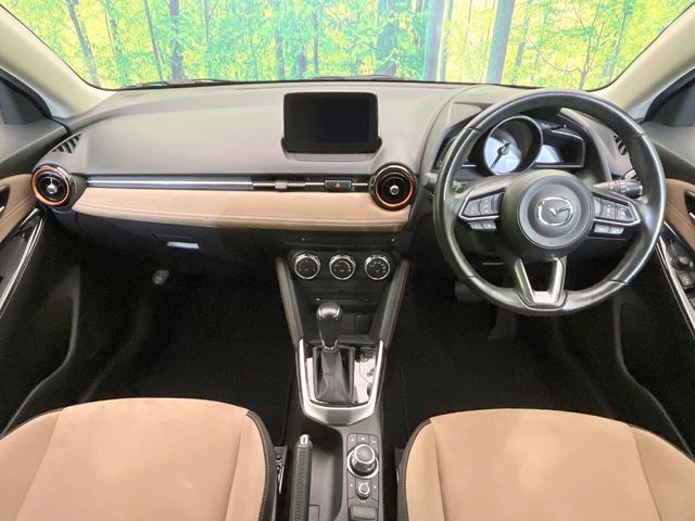 MAZDA DEMIO 2016