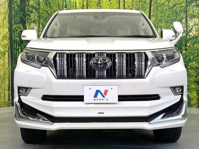 TOYOTA LANDCRUISER PRADO 2022