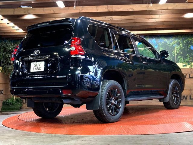 TOYOTA LANDCRUISER PRADO 2021
