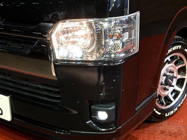 TOYOTA HIACE van 2WD 2024