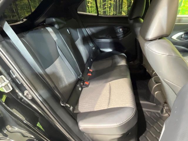 TOYOTA YARIS CROSS HYBRID 2023