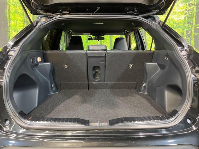 TOYOTA YARIS CROSS HYBRID 2023