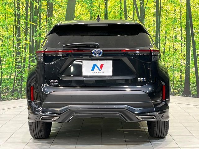 TOYOTA YARIS CROSS HYBRID 2023