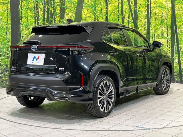 TOYOTA YARIS CROSS HYBRID 2023