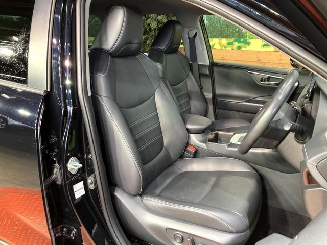 TOYOTA RAV4 4WD 2023