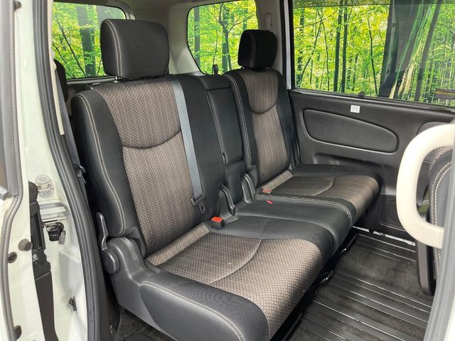 NISSAN SERENA  S-HYBRID 2014