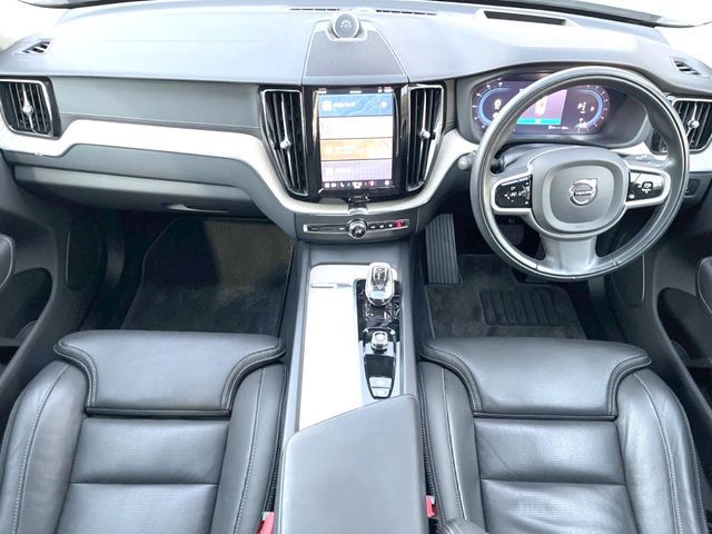 VOLVO VOLVO XC60 2022