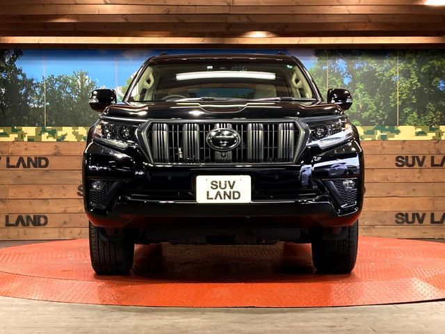 TOYOTA LANDCRUISER PRADO 2022