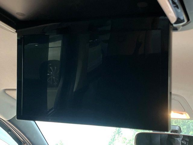 TOYOTA VOXY HYBRID 2014